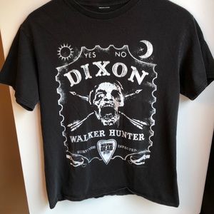 Walking Dead Graphic Tee Size Medium
